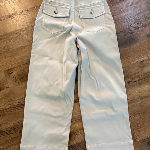 Spanx Stretch Twill Cropped Pant- Small Petite - Picture 2 of 5